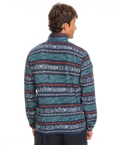 Quiksilver(クイックシルバー)の「NO DESTINATION 2 HAL/クイックシルバーワンポイントフリースジャケット(ブルゾン・メンズ・ブラック/ホワイト/グリーン/ブラック系その他・MEDIUM/X-LARGE/LARGE/SMALL)」の17枚目の写真