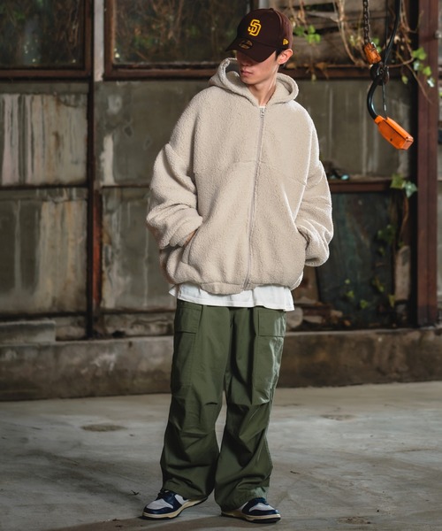 improves（インプローブス）の「【UAU】ボア フルジップ パーカー（ブルゾン・メンズ・グレイッシュベージュ/オフホワイト/ブラック・X-LARGE/LARGE/MEDIUM）」の9枚目の写真