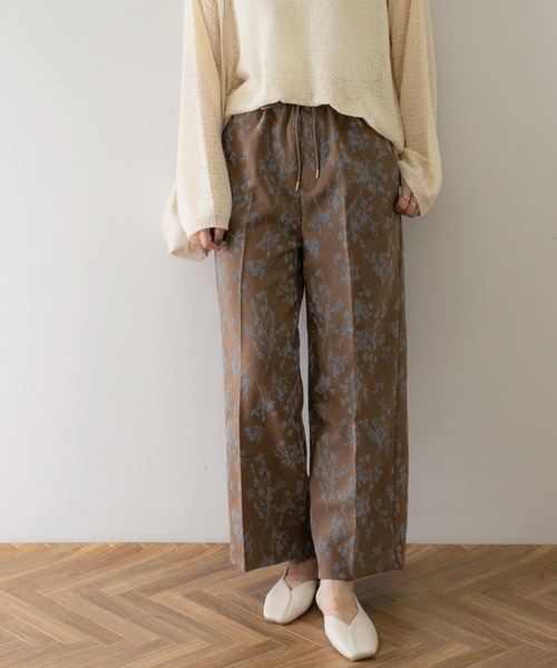 URBAN RESEARCH Sonny Label(アーバンリサーチサニーレーベル)の「アソートイージーストレートパンツ(その他パンツ・レディース・ベージュ系その他/ブラック系その他/ブラック・FREE)」の3枚目の写真