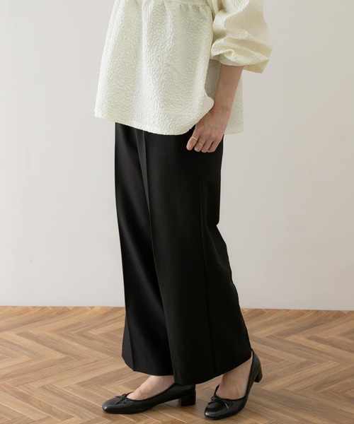 URBAN RESEARCH Sonny Label(アーバンリサーチサニーレーベル)の「アソートイージーストレートパンツ(その他パンツ・レディース・ベージュ系その他/ブラック系その他/ブラック・FREE)」の1枚目の写真