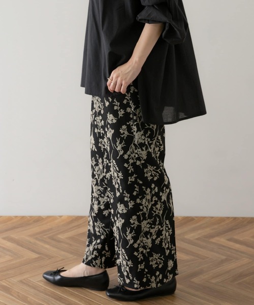 URBAN RESEARCH Sonny Label(アーバンリサーチサニーレーベル)の「アソートイージーストレートパンツ(その他パンツ・レディース・ベージュ系その他/ブラック系その他/ブラック・FREE)」の14枚目の写真