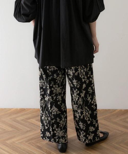 URBAN RESEARCH Sonny Label(アーバンリサーチサニーレーベル)の「アソートイージーストレートパンツ(その他パンツ・レディース・ベージュ系その他/ブラック系その他/ブラック・FREE)」の15枚目の写真