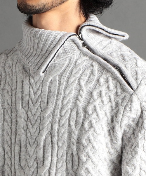 HIDEAWAYS NICOLE（ハイダウェイニコル）の「ケーブル編み衿ファスナー