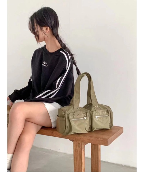 Birthday room(バースデイルーム)の「ダブルポケットナイロンボストンバック(ボストンバッグ・レディース・シルバー/ブラック/カーキ・FREE)」の10枚目の写真