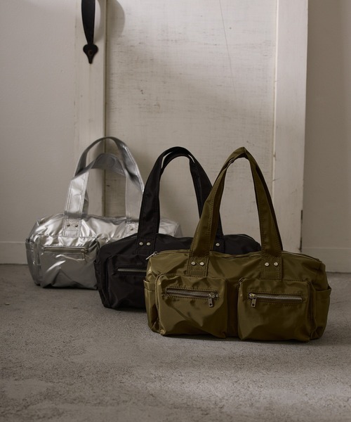 Birthday room(バースデイルーム)の「ダブルポケットナイロンボストンバック(ボストンバッグ・レディース・シルバー/ブラック/カーキ・FREE)」の15枚目の写真