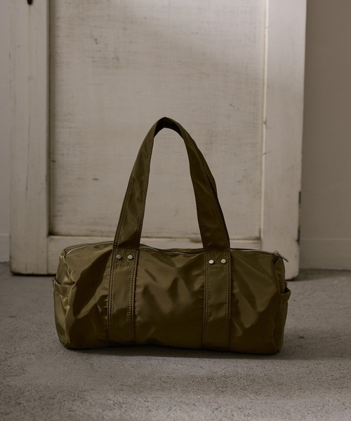 Birthday room(バースデイルーム)の「ダブルポケットナイロンボストンバック(ボストンバッグ・レディース・シルバー/ブラック/カーキ・FREE)」の17枚目の写真