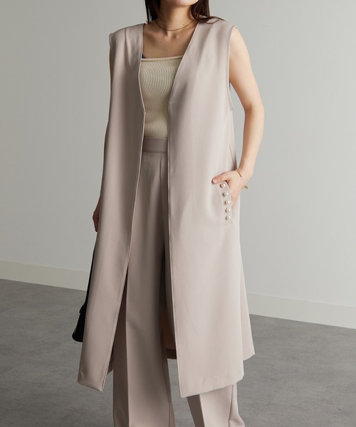 RANAN（ラナン）の「【セットアップ対応】パール調ビジュー付ロングジレ（スーツベスト・レディース・ネイビー/ライトグレー/ライトベージュ/ブラック/ブラウン系その他/チャコールグレー・LL/M/L）」の8枚目の写真