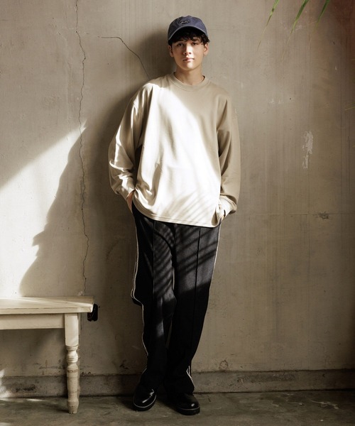 niko and...（ニコアンド）の「起毛リバーシブルクループルオーバー（その他トップス・メンズ・ブラック/ベージュ/オフホワイト・MEDIUM/LARGE）」の6枚目の写真