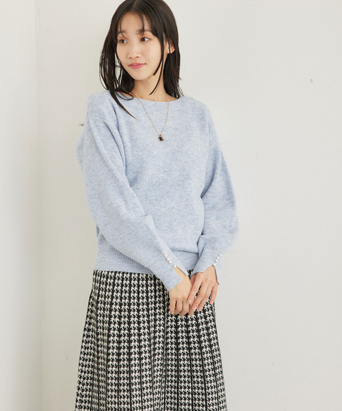 Jayro(ジャイロ)の「ボートネック袖釦付きプルオーバー(ニット/セーター・レディース・ブルー/ブラック/ベージュ/ピンク・M)」の15枚目の写真