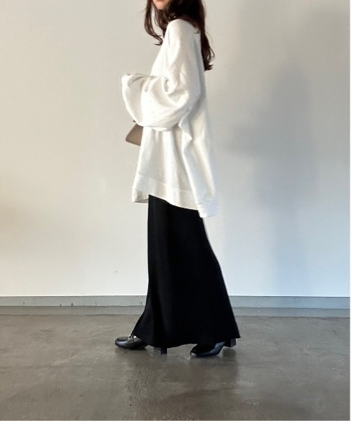 t a r o s u（タロス）の「straight rib knit skirt/ストレートリブニットスカート（スカート・レディース・ベージュ/ブラック・FREE）」の4枚目の写真