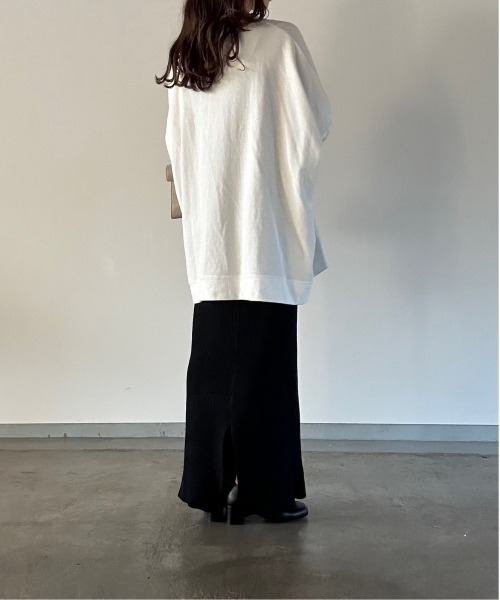 t a r o s u（タロス）の「straight rib knit skirt/ストレートリブニットスカート（スカート・レディース・ベージュ/ブラック・FREE）」の5枚目の写真