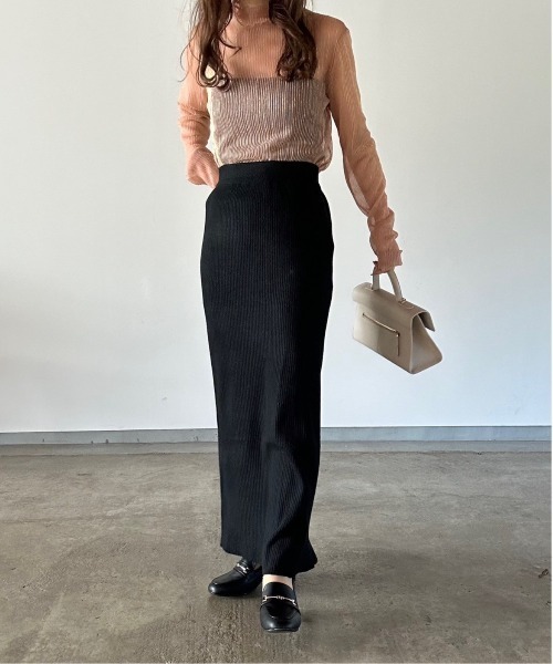 t a r o s u（タロス）の「straight rib knit skirt/ストレートリブニットスカート（スカート・レディース・ベージュ/ブラック・FREE）」の9枚目の写真