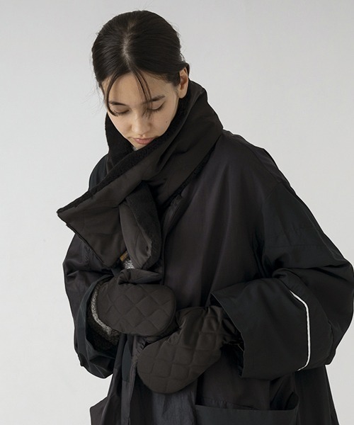 SUBLIME（サブライム）の「【SUBLIME / サブライム】キルティング ミトン グローブ 手袋 キャンプ アウトドア ユニセックス 大人カジュアル（手袋・レディース・グレー/オリーブ/ブラック/モカ・FREE）」の2枚目の写真