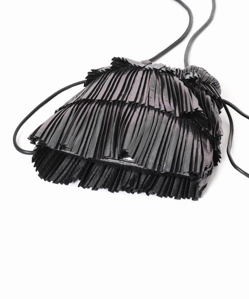 LE TALON（ルタロン）の「【Casselini / キャセリーニ 】別注ティアードキンチャク（ショルダーバッグ・レディース・ブラック/シルバー・FREE）」の5枚目の写真