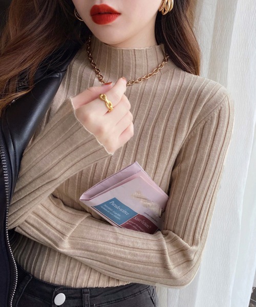 Miniministore(ミニミニストア)の「リブニットトップス プチハイネック(ニット/セーター・レディース・ライトグリーン/アイボリー/イエロー/ホワイト/ブラック/パープル/ダークベージュ/サーモンピンク/ブルー/グレー/ピンク/オレンジ/ダークグリーン・フリー)」の1枚目の写真