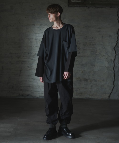 DOOPZ(ドープス)の「SWITCHING LAYERED CUTSEW - 切替レイヤードカットソー(Tシャツ/カットソー・メンズ・ブラック/チャコールグレー・LARGE/MEDIUM/SMALL)」の20枚目の写真