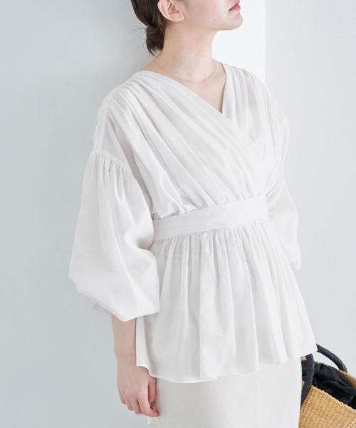 IENAシフォンドビーカシュクールブラウス24SS 白 長袖 IENA（イエナ）の「シフォンドビーカシュクールブラウス（シャツ