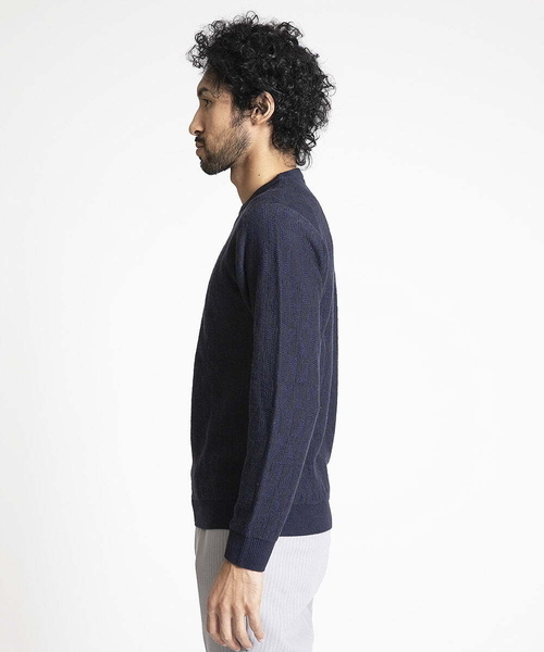 MICHEL KLEIN HOMME (ミッシェルクランオム)の「幾何柄デザインクルーネックニット(ニット/セーター・メンズ・ホワイト/ブルー・MEDIUM/LARGE/X-LARGE)」の9枚目の写真