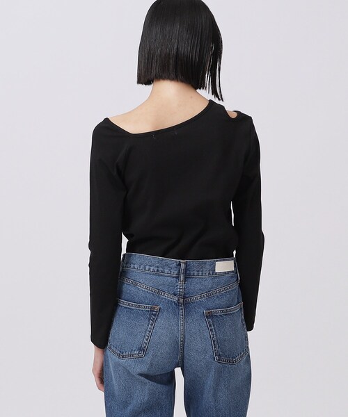 GALLEST（ギャレスト）の「アシンメトリ―カットアウトトップス（Tシャツ/カットソー・レディース・ホワイト系/ブラック/ライトグリーン・38）」の6枚目の写真