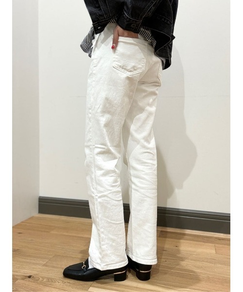 SOMETHING(サムシング)の「SOMETHING(サムシング)【レディース】「ELSA」スタンダードストレートパンツ(デニムパンツ・レディース・ホワイト・26inch/27inch/28inch/29inch/30inch/25inch)」の5枚目の写真