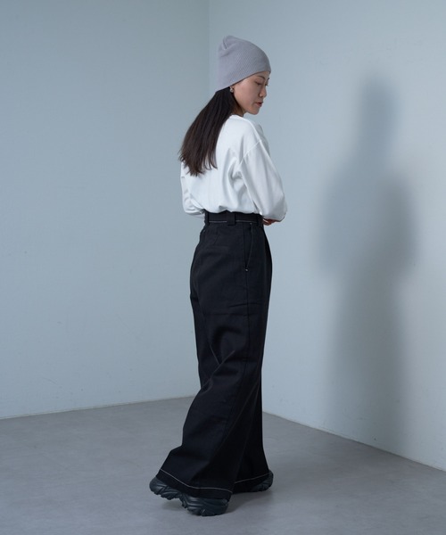 COLONY 2139（コロニートゥーワンスリーナイン）の「ワイドレッグチノパンツ（チノパンツ・レディース・ホワイト/キャメル/ブラック・SMALL/MEDIUM）」の12枚目の写真