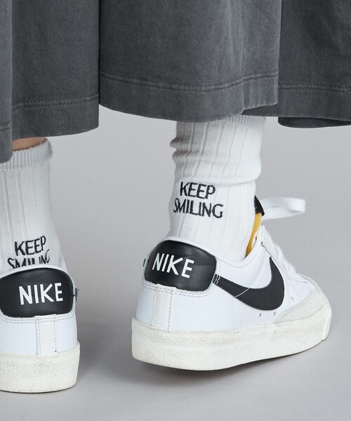 coen（コーエン）の「配色ロゴ刺繍リブソックス（ソックス/靴下・レディース・オフホワイト/ブラック/グレー/ダークグレー/ネイビー・FREE）」の2枚目の写真