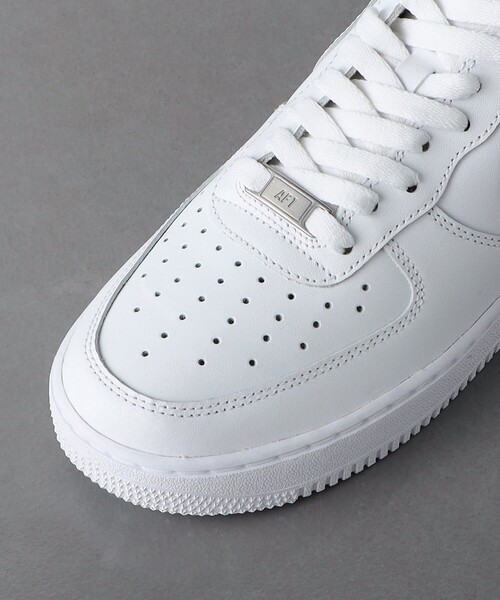 NIKE（ナイキ）の「＜NIKE＞ AIR FORCE1 07/エアフォース1/スニーカー（スニーカー・メンズ・ホワイト・30cm/27cm/26cm/27.5cm/26.5cm/28.5cm/25.5cm/28cm/29cm）」の8枚目の写真
