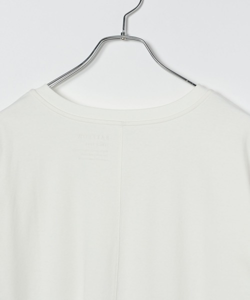 BAYFLOW(ベイフロー)の「VネックシルケットT(Tシャツ/カットソー・レディース・ラベンダー/ブルー/ブラック/オフホワイト/グレイッシュベージュ・X-SMALL/LARGE/MEDIUM/SMALL)」の13枚目の写真