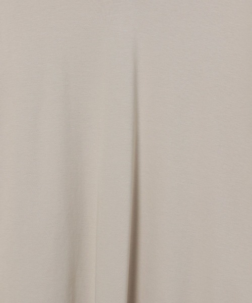 BAYFLOW(ベイフロー)の「VネックシルケットT(Tシャツ/カットソー・レディース・ラベンダー/ブルー/ブラック/オフホワイト/グレイッシュベージュ・X-SMALL/LARGE/MEDIUM/SMALL)」の16枚目の写真