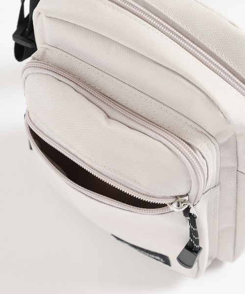 Honeys（ハニーズ）の「スクエアミニショルダーバッグ（ショルダーバッグ・レディース・ホワイト/ブラック/ベージュ系その他/スミクロ・FREE）」の11枚目の写真