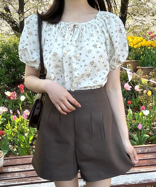 Cham.（チャム）の「2way花柄リボントップス（シャツ/ブラウス・レディース・ベージュ/ブルー・F）」の17枚目の写真