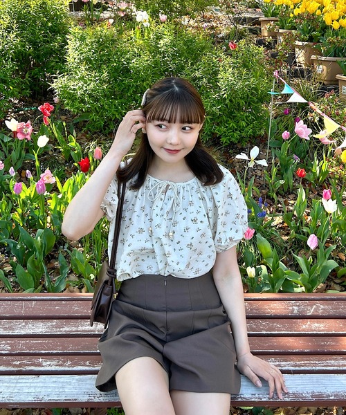 Cham.（チャム）の「2way花柄リボントップス（シャツ/ブラウス・レディース・ベージュ/ブルー・F）」の19枚目の写真