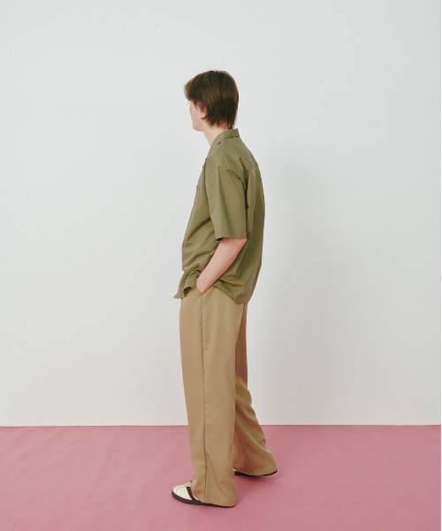 KACCO(カッコ)の「《ユニセックスアイテム》RELAX FIT OVERSIZE SHIRTS / リラックスフィットオーバープレーンシャツ(シャツ/ブラウス・メンズ・カーキ/グレー/ネイビー・MEDIUM/SMALL/LARGE)」の9枚目の写真