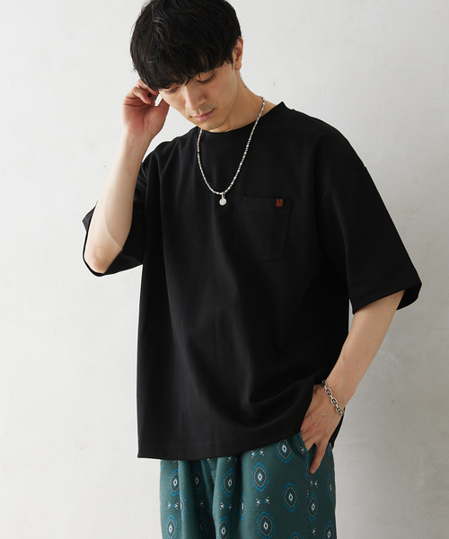 UNIVERSAL OVERALL(ユニバーサルオーバーオール)の「UNIVERSAL OVERALL/ユニバーサルオーバーオール 別注ポンチTシャツ(Tシャツ/カットソー・メンズ・チャコールグレー/ネイビー/ブラック/ホワイト・LARGE/MEDIUM/SMALL)」の2枚目の写真