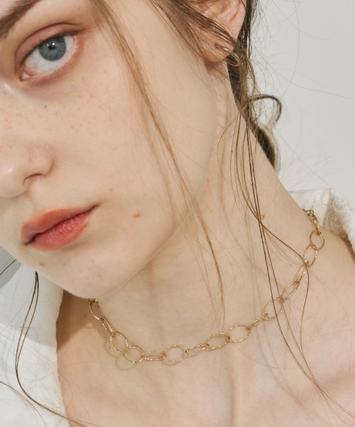 Unitage(ユニテージ)の「バブルチェーンチョーカー(ネックレス・レディース・シルバー/ゴールド・FREE)」の4枚目の写真