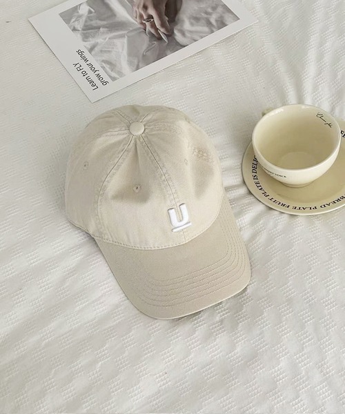 LAFFMO（ラフモ）の「ロゴ刺繍キャップ（キャップ・レディース・ホワイト/ボルドー/ピンク/ライトグリーン/イエロー/モカ/ネイビー/パープル/オフホワイト/グレー/ブラック・F）」の2枚目の写真