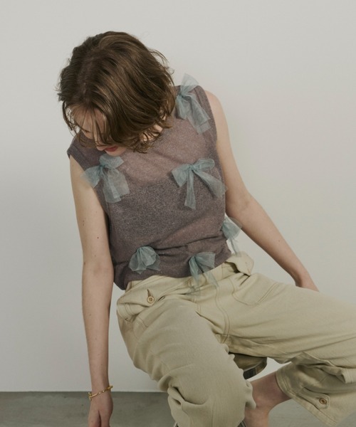 Unitage（ユニテージ）の「シアーリボンノースリトップス（Tシャツ/カットソー・レディース・ピンクベージュ/チャコールグレー/グレイッシュベージュ・FREE）」の7枚目の写真