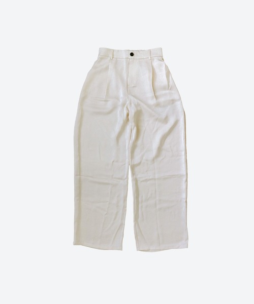 OSYAREVO(オシャレボ)の「サテン パンツ スラックス(スラックス・レディース・マスタード/オフホワイト/ブラック・LARGE/MEDIUM)」の18枚目の写真