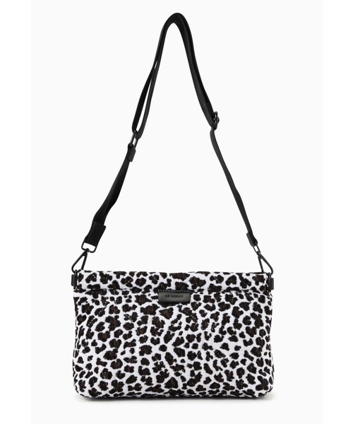 LE VERNIS（ル・ベルニ）の「(LE VERNIS)<ROSE BUD別注>キルティングクラッチ（クラッチバッグ・レディース・ブラウン/ブラック・FREE）」の5枚目の写真