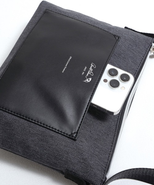 Arnold Palmer（アーノルドパーマー）の「デニムルック ショルダーバッグ（ショルダーバッグ・メンズ・ブラック/ネイビー/ブラウン・F）」の6枚目の写真