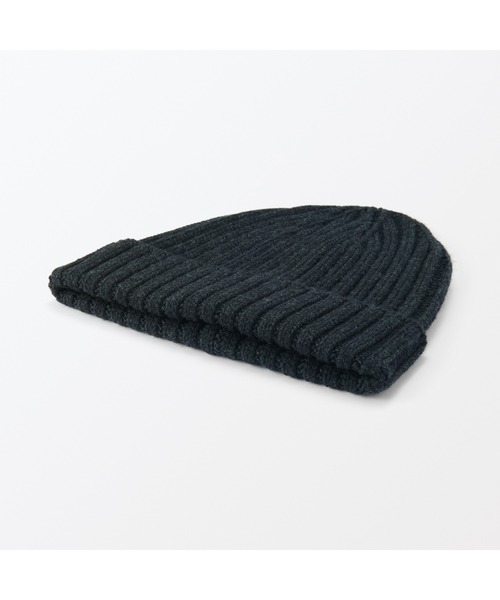 無印良品（ムジルシリョウヒン）の「おでこのチクチクを抑えた　ウール混　リブ編み　ワッチ（ニットキャップ/ビーニー・レディース・ベージュ/ブラック/チャコールグレー/マスタード/ブルー/ダークブラウン系/レンガ・55-59cm）」の14枚目の写真