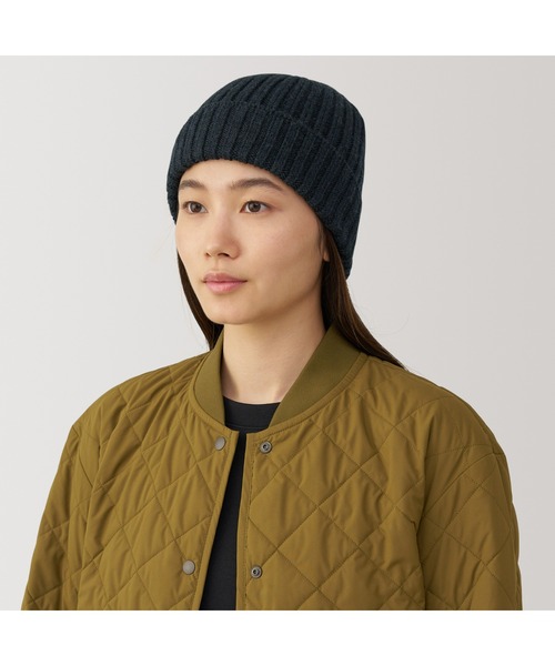 無印良品（ムジルシリョウヒン）の「おでこのチクチクを抑えた　ウール混　リブ編み　ワッチ（ニットキャップ/ビーニー・レディース・ベージュ/ブラック/チャコールグレー/マスタード/ブルー/ダークブラウン系/レンガ・55-59cm）」の15枚目の写真