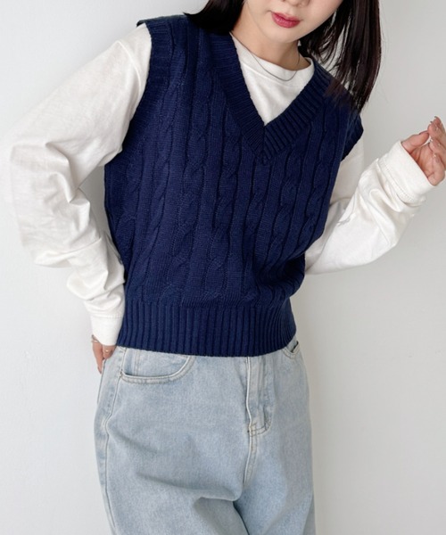AURALEE ケーブルニットベストブラックサイズ1 AURALEE(オーラリー) HARD TWIST MERINO ARAN KNIT VESTニット
