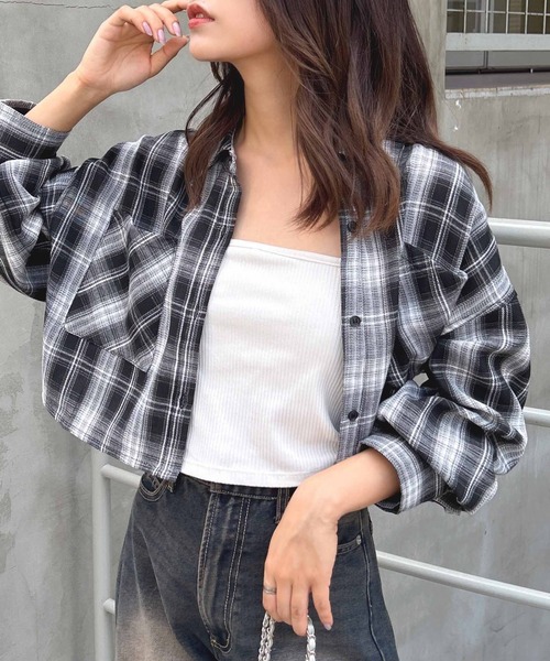 INGNI(イング)の「チェック柄ショートシャツ(シャツ/ブラウス・レディース・ネイビー系2/ブラック系/ブラウン系その他2/ブルー系8/ネイビー系3・M)」の6枚目の写真