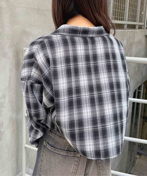 INGNI(イング)の「チェック柄ショートシャツ(シャツ/ブラウス・レディース・ネイビー系2/ブラック系/ブラウン系その他2/ブルー系8/ネイビー系3・M)」の8枚目の写真