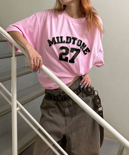 sedacle(セダクル)の「カモフラアップリケTEE(Tシャツ/カットソー・レディース・アイボリー/チャコールグレー/レッド/ピンク・LARGE/MEDIUM/SMALL)」の4枚目の写真