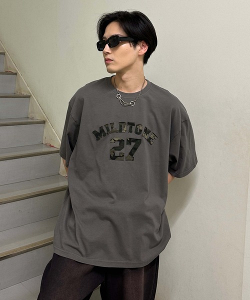 sedacle(セダクル)の「カモフラアップリケTEE(Tシャツ/カットソー・レディース・アイボリー/チャコールグレー/レッド/ピンク・LARGE/MEDIUM/SMALL)」の18枚目の写真