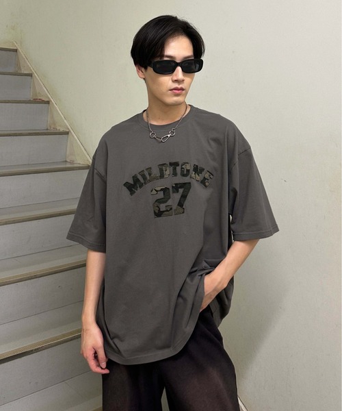 sedacle(セダクル)の「カモフラアップリケTEE(Tシャツ/カットソー・レディース・アイボリー/チャコールグレー/レッド/ピンク・LARGE/MEDIUM/SMALL)」の19枚目の写真