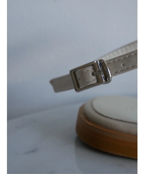 TRUNC(トランクエイティーエイト)の「Line Strap Flat Sandals Ⅱ(サンダル・レディース・ブラック/アイボリー・MEDIUM/SMALL/LARGE)」の19枚目の写真