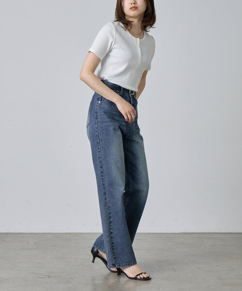 COLONY 2139（コロニートゥーワンスリーナイン）の「ルーズストレートデニム（デニムパンツ・レディース・ネイビー/オフホワイト/サックスブルー/ダークブルー/ライトグレー/ブラック/アイボリー・SMALL/LARGE/MEDIUM）」の18枚目の写真